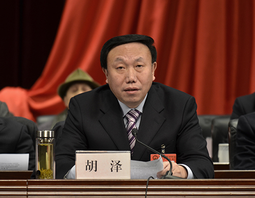 十六届人大闭幕式2.jpg